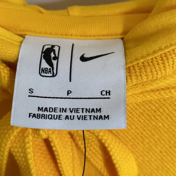 Nike - Basketball Hoodie - BNWT - Lakers NBA - Picture 5 of 6